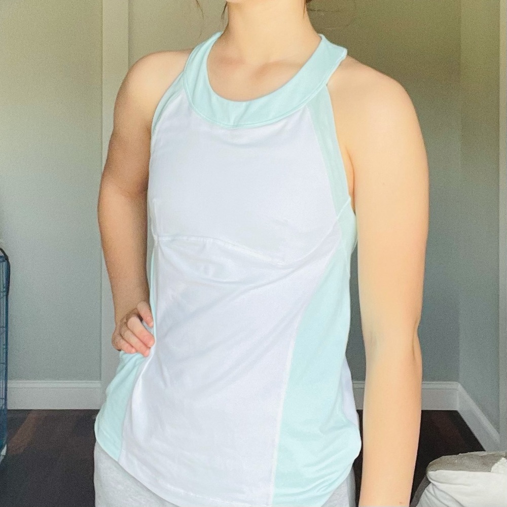-lululemon- size 10 razorback tank